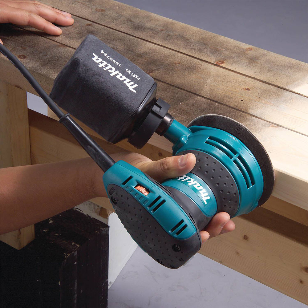 Makita BO5031K 5